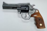 Revolver Alfa Proj 841