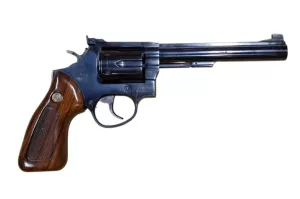 Revolver Taurus 96 22 LR - BAZAR