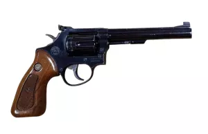 Revolver Taurus 96 22 LR - KOMISE