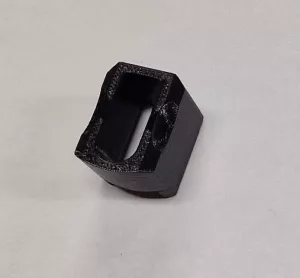Plastový návlek na devítiranný zásobník Kevin 9 mm Br. V1 Plastový návlek na devítiranný zásobník Kevin 9 mm Br. V1